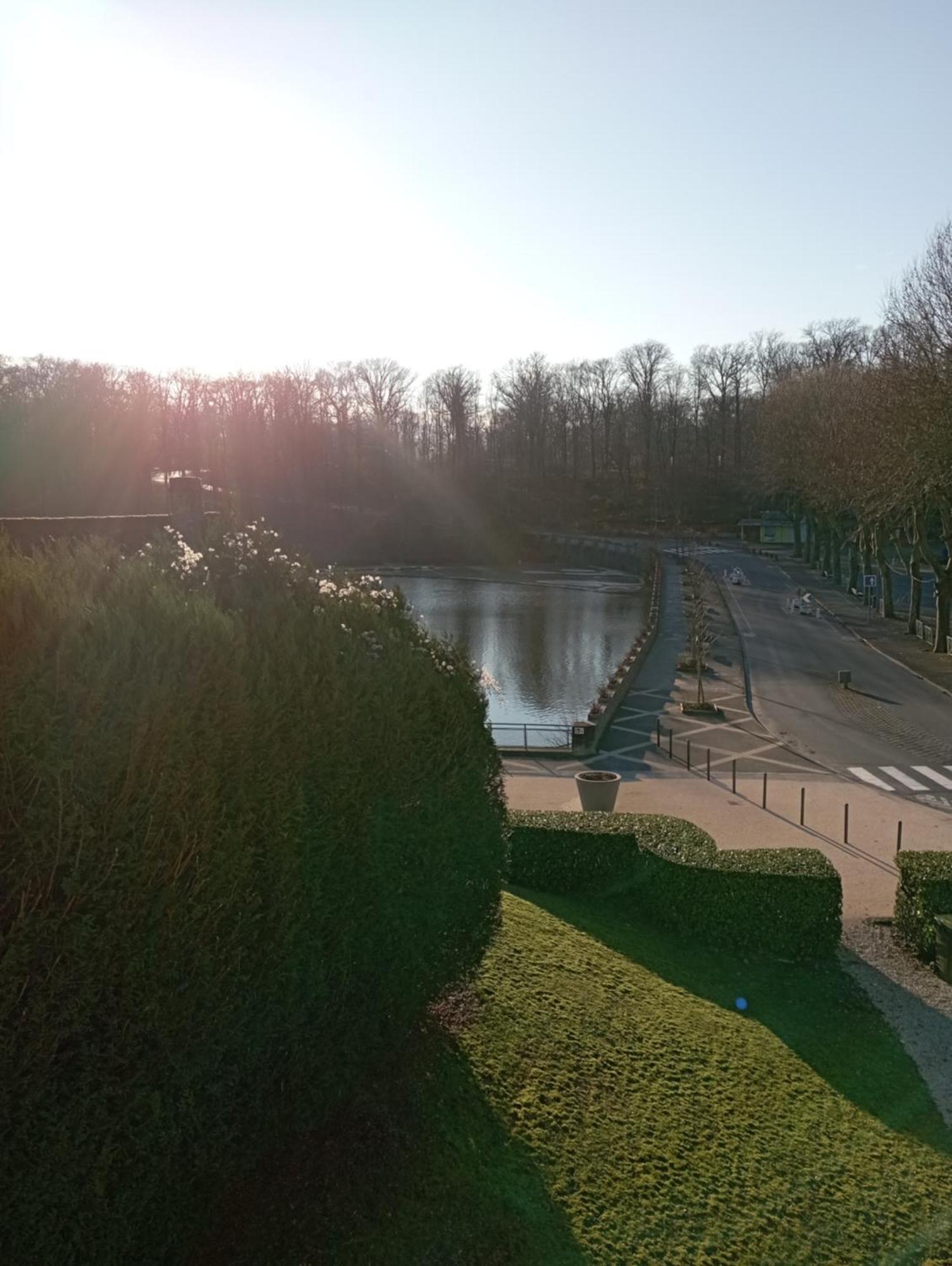 Ibis Les Etangs Des Moines Otel Fourmies Dış mekan fotoğraf